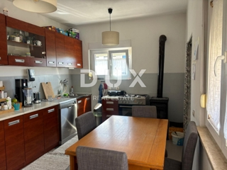 ISTRIA, POLA - Appartamento con ampio giardino in posizione eccellente, possibilità di acquisto a rate