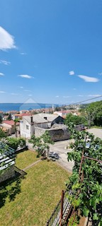 NOVI VINODOLSKI - casa con 4 appartamenti