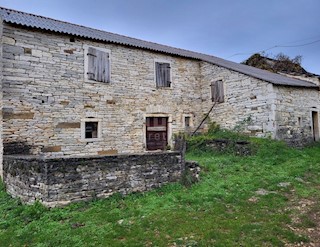 ISTRIA, OPRTALJ - Casa in pietra da adattare