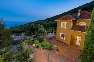OPATIJA, VEPRINAC - Bella villa per le vacanze con vista sul Quarnero