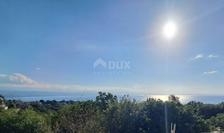 OPATIJA, OPRIĆ - tre piani, due terrazze e vista mare