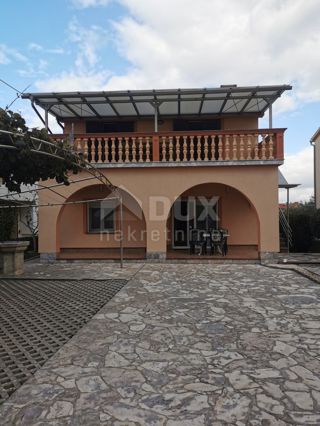 ISOLA DI KRK, MALINSKA (dintorni) - Casa indipendente con due appartamenti