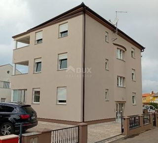 ISTRIA, MEDULINO - Casa con 6 appartamenti a 400 metri dal mare