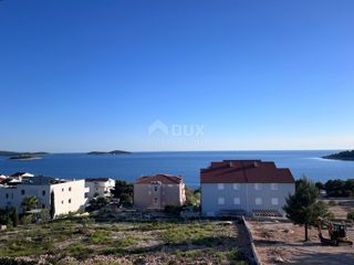 ŠIBENIK, ROGOZNICA - Appartamento vicino alla spiaggia