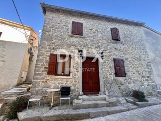 ISTRIA, GRAČIŠĆE - Casa in pietra autoctona ristrutturata nel cuore storico dell'Istria