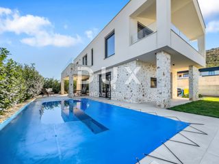 ISTRIA, RABAC - Esclusiva villa di nuova costruzione con spettacolare vista sul mare