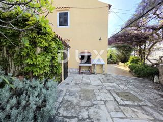 ISTRIA, MEDOLINO - Casa in pietra ristrutturata in una posizione popolare e bella