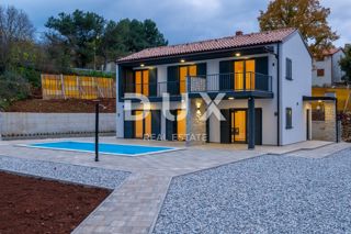 ISTRIA, RAKALJ - Villa con piscina vicino al mare