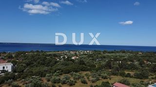 ISTRIA, PEROJ - Terreno edificabile con suggestiva vista mare