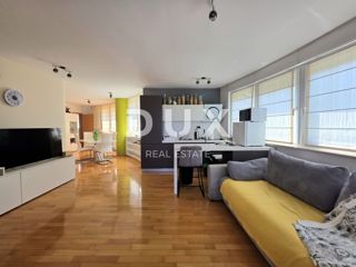 ISTRIA, POLA - Appartamento familiare arredato con 1 camera da letto e soggiorno, situato vicino alle spiagge e alla città con piscina privata