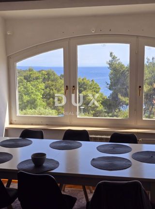 MALI LOŠINJ - appartamento con terrazza e vista mare