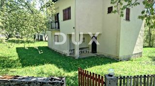 LIKA, GOSPIĆ - Casa indipendente con potenziale illimitato vicino al Parco naturale del Velebit e a 20 minuti dal mare!