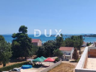 ZADAR, VIR - Confortevole attico con vista mare a 180 metri dalla spiaggia di Jadro! AS3