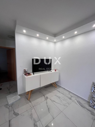ZADAR, DIKLOVAC - Appartamento con due camere da letto di 59,6 m² con 2 posti auto e vista!
