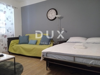 RIJEKA, BELVEDER - appartamento arredato con tre camere da letto