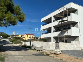 L'ISOLA DI PAG, POVLJANA, appartamento con 2 camere da letto in uno splendido edificio nuovo