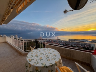 RIJEKA, TRSAT - piano di una casa privata con una splendida vista sul mare, posizione privilegiata sopra il centro di Rijeka