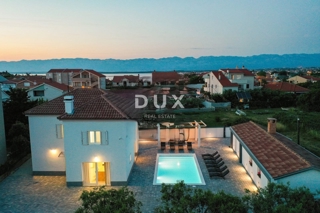 ZADAR, NIN - Villa con piscina, palestra e sauna