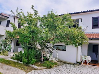 ISTRIA, VIŽINADA - Palazzina con 5 appartamenti, vista panoramica