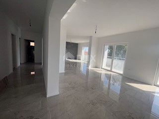 Appartamento Rubeši, Kastav, 140m2