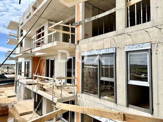 ISTRIA, UMAGO - Stupendo trilocale + bagno con balcone in una nuova costruzione