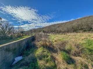OPATIJA, POBRI - terreno edificabile di 1120m2 con vista mare, vicino a Opatija