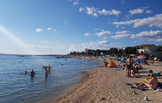 ZADAR, VRSI - Terreno edificabile ideale per appartamenti