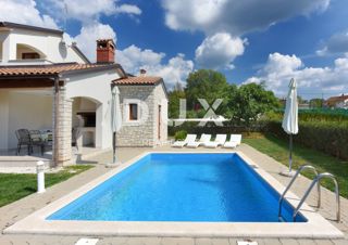 ISTRIA, SVETI LOVREČ - Casa perfettamente arredata con piscina, ideale per affitto turistico