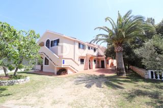 ISOLA DI RAB, SUPETARSKA DRAGA - Casa con appartamenti in ottima posizione