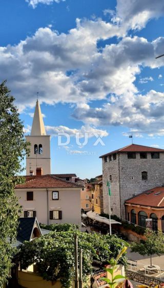 ABBAZIA, LOVRAN - appartamento di 152m2 con una bellissima vista pieno di potenziale