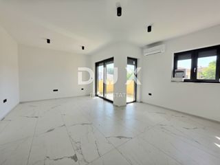 ISTRIA, ŠTINJAN - Una combinazione perfetta di lusso e comfort, appartamento 2SS+DB con garage privato a soli 500 metri da spiagge ben curate e lunghe passeggiate in riva al mare