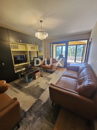 OPATIJA, VOLOSKO - appartamento 108m2, soggiorno + 3 camere da letto, piano terra rialzato, vista mare