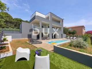 ISTRIA, MEDULIN - Nuovo edificio moderno con splendida vista sul mare