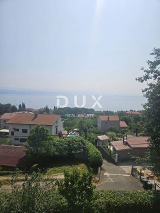 OPATIJA, IKA - appartamento 63m2, soggiorno + 1 camera da letto, 2° piano con vista mare e grande terrazza + giardino ca. 125m2