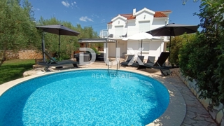 Casa Brzac, Krk, 200m2