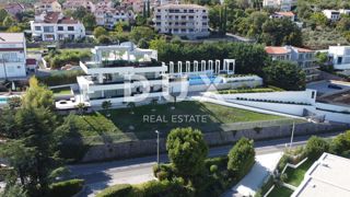 OPATIJA, IČIĆI - Esclusiva villa 600m2 con 2 piscine e vista panoramica sul mare