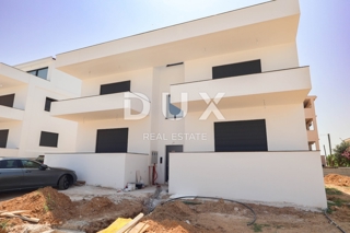 ISOLA DI PAG, PAG - Appartamento in costruzione vicino al mare S1