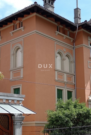 LOVRAN - esclusivo appartamento di 68,7 m2, PRIMA FILA SUL MARE!!! - rarità sul mercato