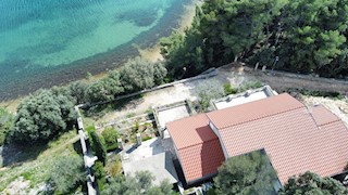 ZADAR, POSEDARJE - Bella casa a schiera, 1a fila al mare