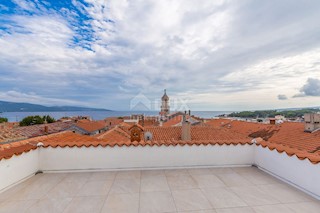 CITTÀ DI KRK - Casa di lusso con giardino e vista mare