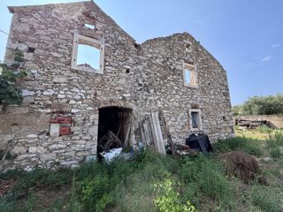 UGLJAN, POLJANA - Casa in pietra da adattare vicino al mare