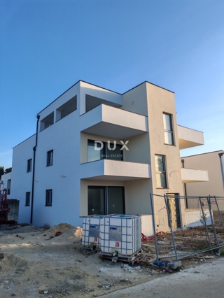 ZADAR, VIR - Elegante appartamento al piano terra con giardino! Nuova costruzione! S2