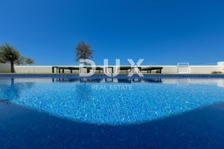 ZADAR, ZATON - villa prima fila al mare