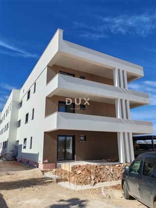 ZADAR, ZATON - Nuovo edificio con giardino a 45 metri dalla spiaggia! A2