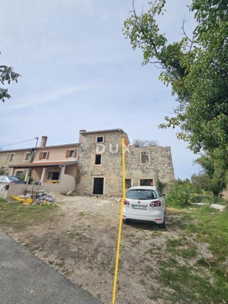 ISTRIA, KRASICA - Casa istriana autoctona per l'adattamento