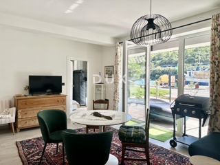 ISTRIA, PLOMIN LUKA - Appartamento prima fila al mare SCONTATO!