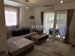 ZADAR, PETRČANE - Appartamento arredato al piano terra con giardino!