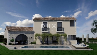 ISTRIA, TINJAN - Elegante casa con piscina