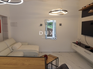 OPATIJA, CENTRO - monolocale in villa storica in seconda fila dal mare, RISTRUTTURATO!