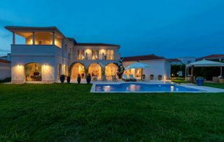 ISTRIA, PARENZO - Graziosa villa in una posizione eccezionale